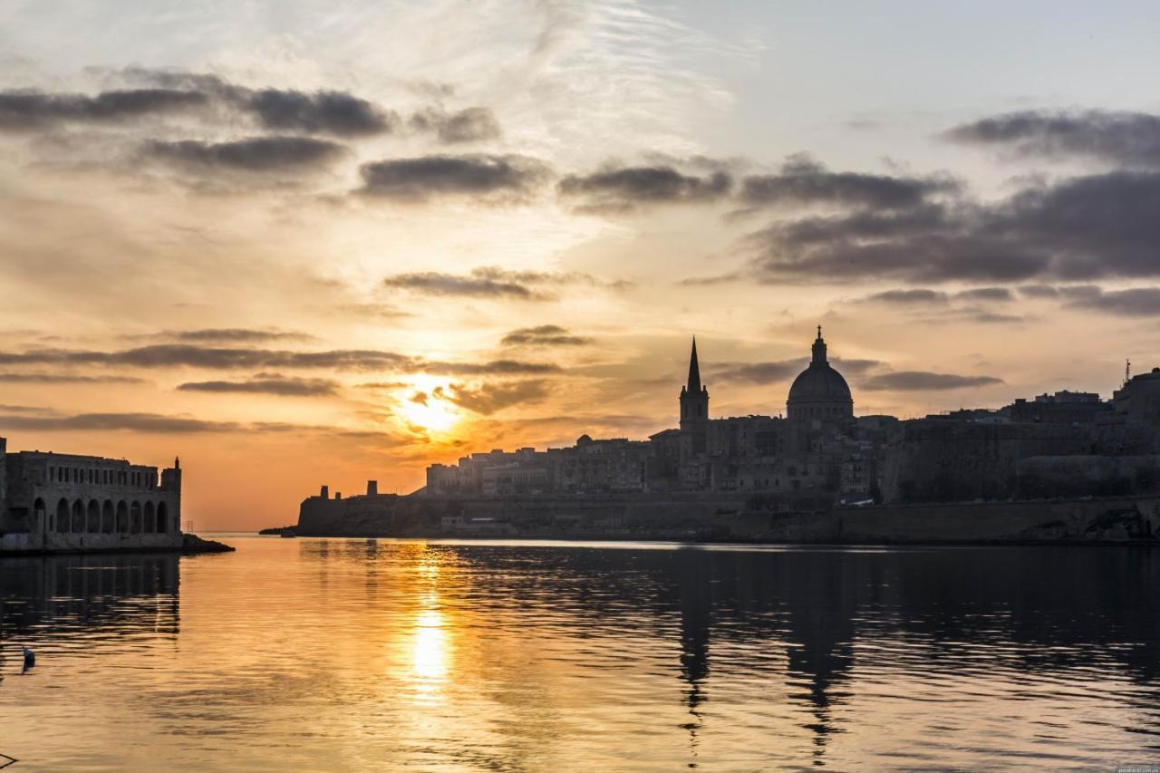Modern Apartment In The Best Location, Perfect For Families Sliema Eksteriør bilde